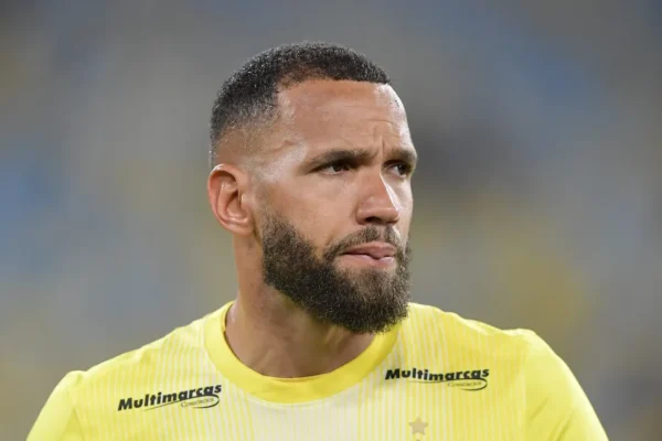 Éverson crava: defesa sólida foi o segredo do Galo contra o Cruzeiro