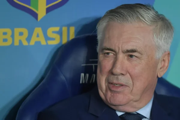 Ancelotti de olho: técnico da Seleção vai a Curitiba ver Flamengo x Athletico