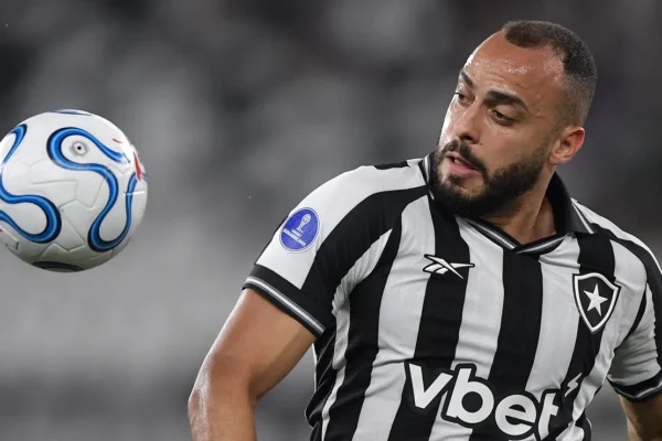 Arthur Cabral abre o placar: Botafogo 1×0 Corinthians aos 6 minutos