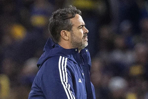 Cruzeiro segura pressão e arranca empate heroico contra o Boca na Bombonera