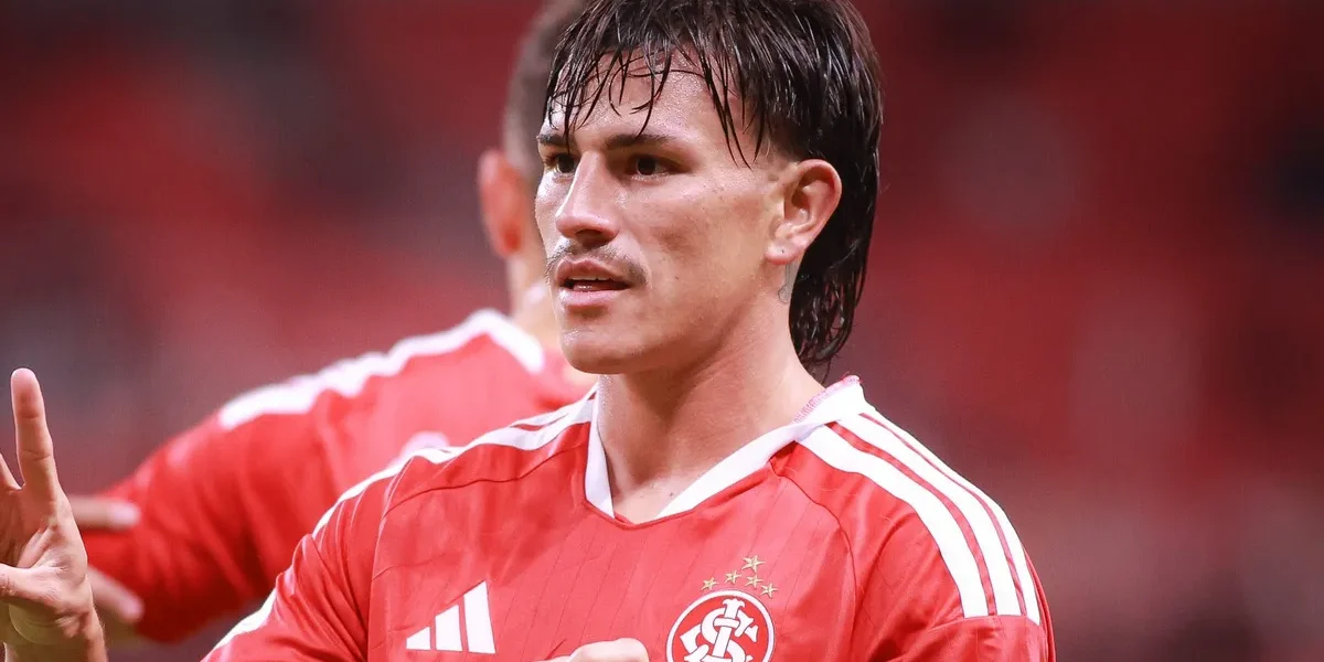 Bernabei na mira: Internacional decide futuro do lateral argentino