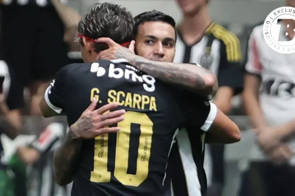 Cuca aperta o cerco no Santos, mas descarta trio badalado do Atlético-MG
