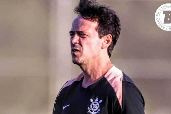 Diniz vira ‘novo homem’ e torcida do Corinthians vai à loucura após virada