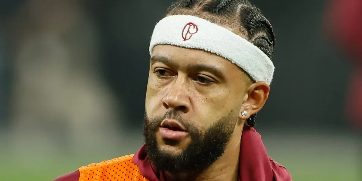 Corinthians garante permanência de Memphis Depay até 2028 e anúncio deve sair antes da Copa