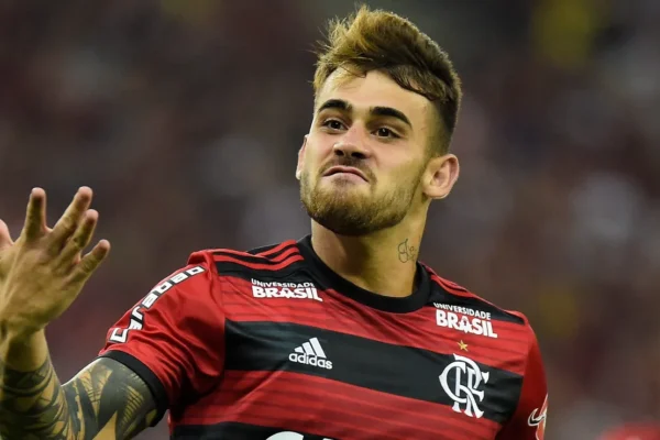 Felipe Vizeu revela estratégia do Sporting Cristal para parar o Palmeiras na Libertadores