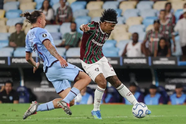 Fluminense vence Bolívar no Maraca e segue vivo na Libertadores