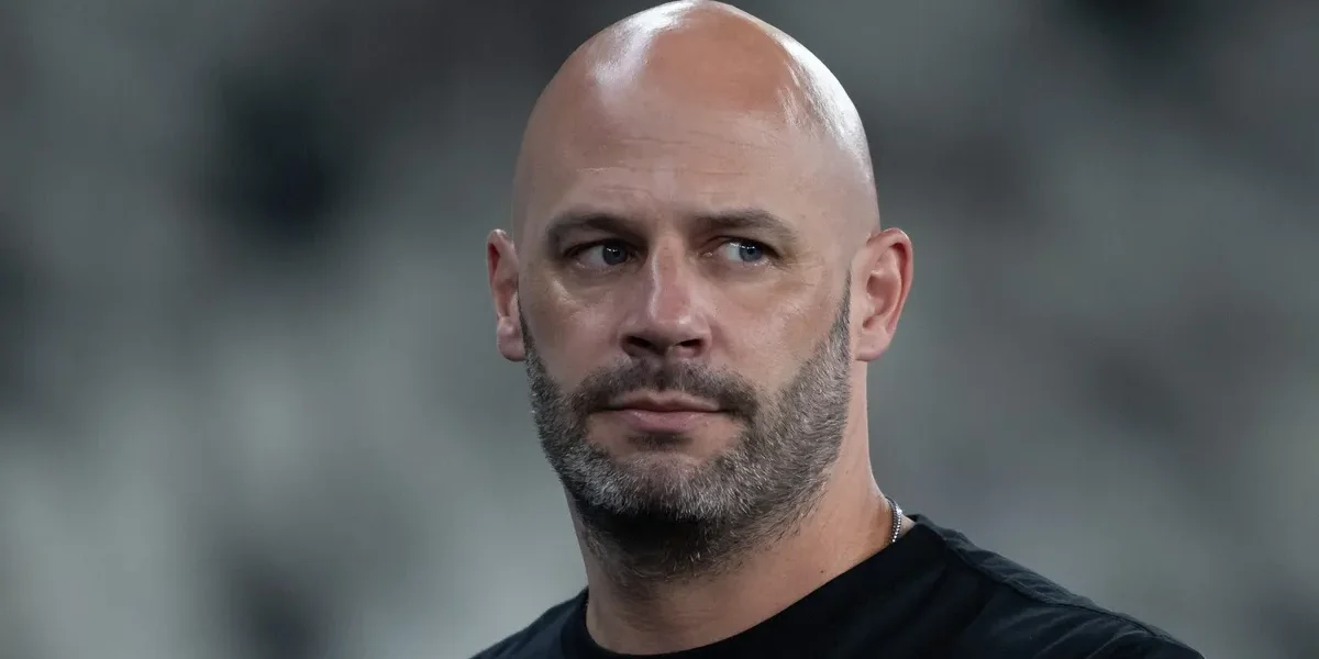 Franclim valoriza coletivo e explica ausência de Danilo após vitória do Botafogo