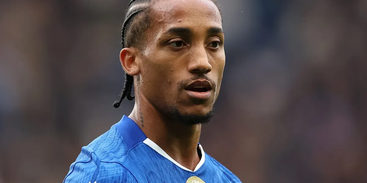 João Pedro brilha no Chelsea e dispara na corrida pela Seleção de Ancelotti