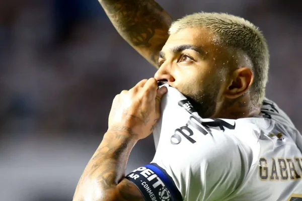 Gabigol brilha, Santos atropela Cuenca e avança na Sul-Americana
