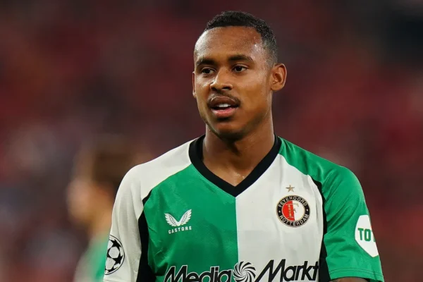 Igor Paixão no Flamengo: negócio pode incluir Wallace Yan