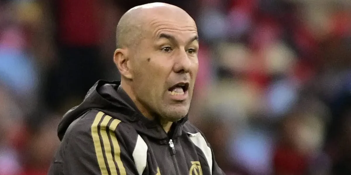 Leonardo Jardim explica ausência de Johnny e plano para jovens do Flamengo