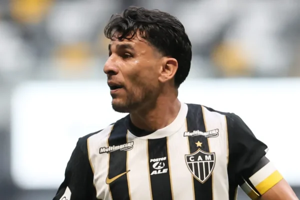 Alonso desabafa: Galo superior, mas falta pontaria custa vitória