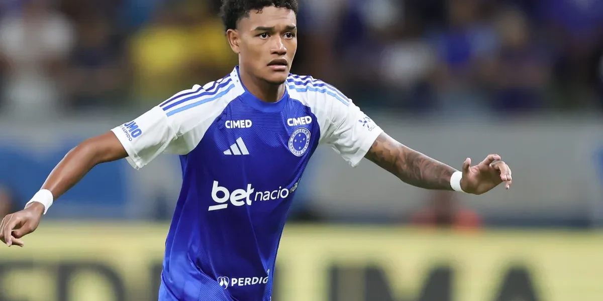 Cruzeiro vira sobre o Bahia com gols de jovens promessas e respira no Brasileirão