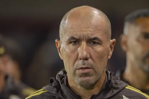 Leonardo Jardim na mira do STJD: técnico do Flamengo pode ser punido