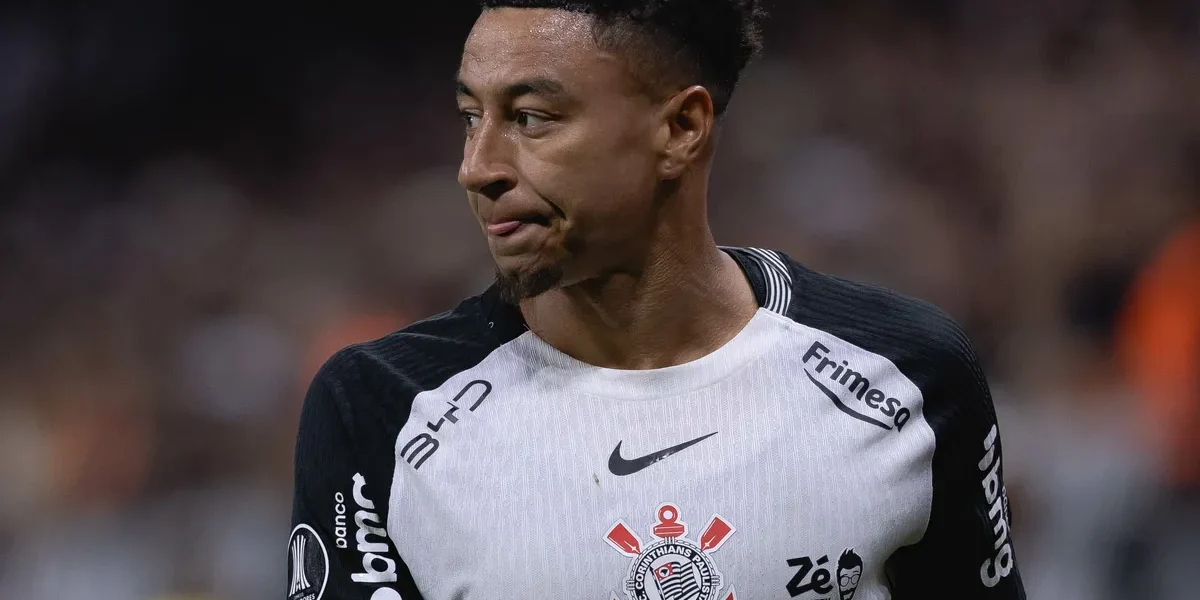 Diniz surpreso: Lingard brilha na altitude e ganha elogios raros