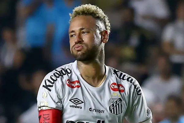 Neymar no Santos: despedida pode acontecer após jogo contra o Coritiba