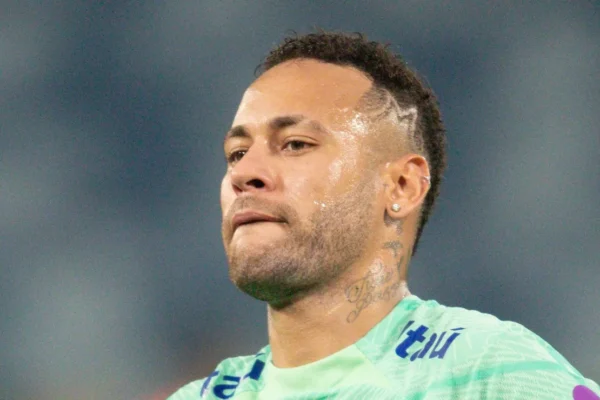 Cafu apoia Ancelotti e abre o jogo sobre Neymar na Copa: ‘Respeitar a opinião’