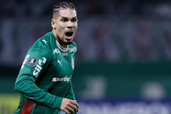 Torcida do Palmeiras detona Paulinho após derrota: ‘Tá com preguiça’