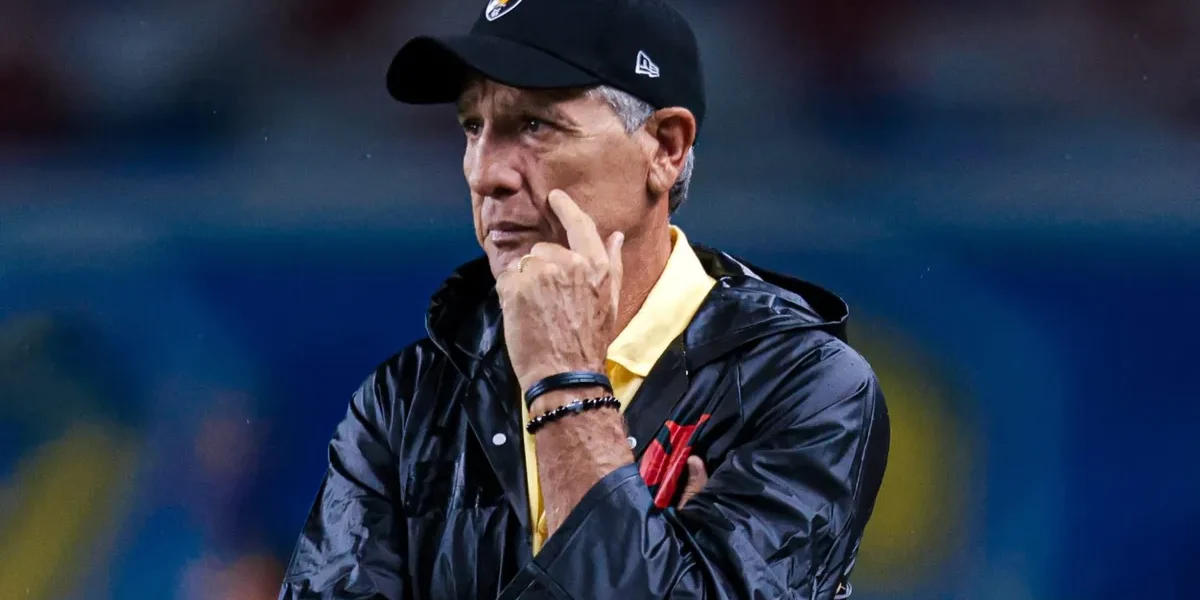 Vasco atropela Olimpia com time misto e Renato Gaúcho foca no Brasileirão