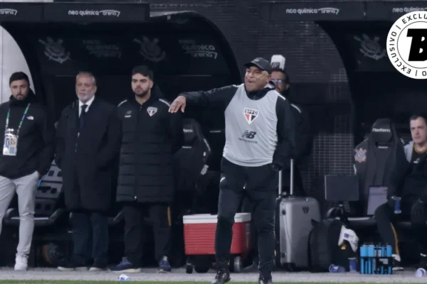 São Paulo mantém Roger Machado após derrota no Majestoso