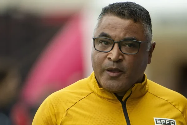 Roger Machado detona atuação do São Paulo no Chile e aponta falhas