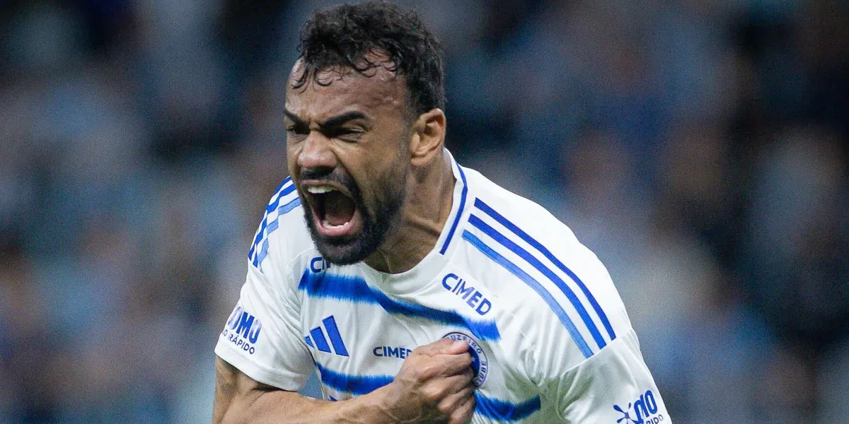 Fabrício Bruno salva Cruzeiro e se coloca à disposição de Ancelotti
