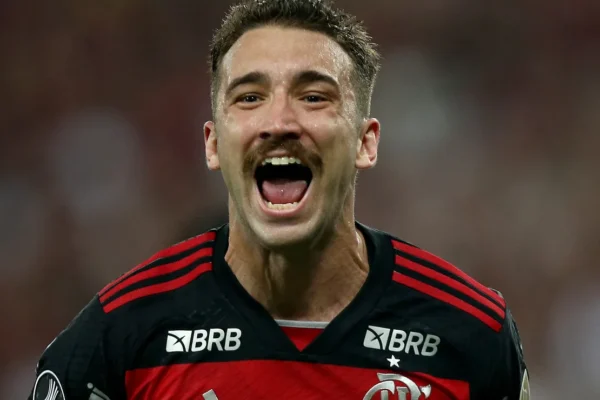 Flamengo pode vender Leo Ortiz em breve e respeitará sonho europeu do zagueiro
