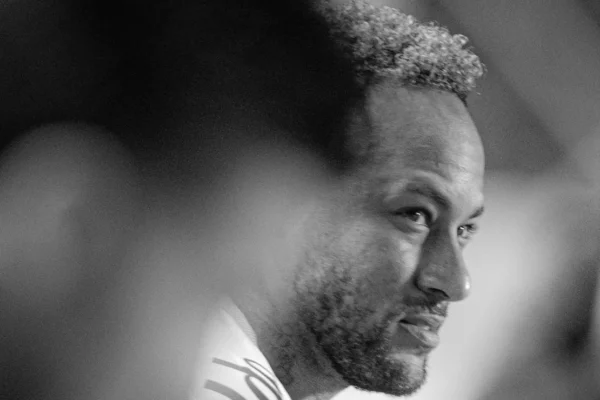Neymar no Santos: convocação ou saída antes da Copa?