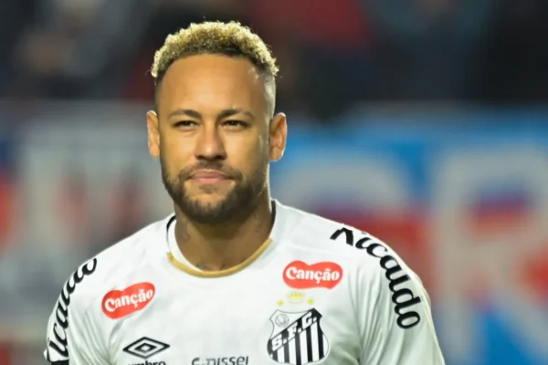 Neymar abalado após treta com Robinho Júnior e vira dúvida na Sul-Americana