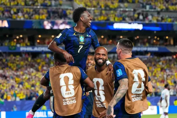 Brasil perde favoritismo na Copa: Ancelotti tenta provar valor