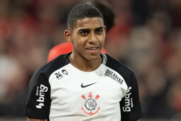 Corinthians fecha as portas para o Inter: Gui Negão não sai para o Brasil