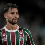 Fluminense segura Martinelli: diretoria não abre mão do volante na janela
