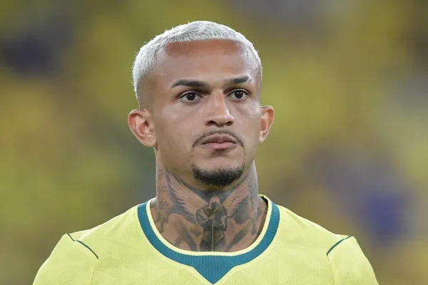 Wesley revela postura na Seleção: “Sou mais de ouvir” antes da Copa