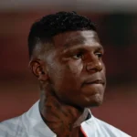 Cuca quer Arboleda no Santos, mas diretoria espera sinal da torcida