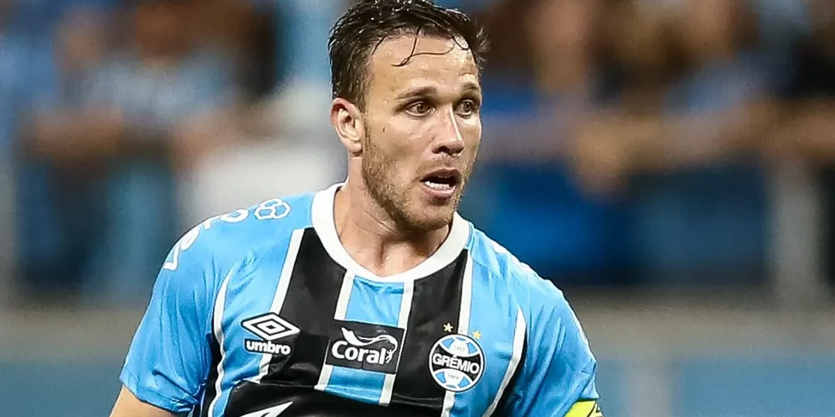 Novela Arthur no Grêmio: negociação trava e jogador pode ficar no Brasil