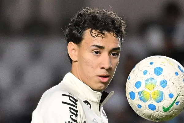 Chelsea não fez oferta de R$ 179 milhões por Bontempo, afirma Santos