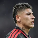 Carrascal pede pra sair, mas Flamengo só negocia com exterior