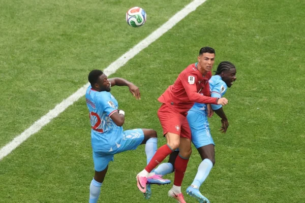 Henry detona Cristiano Ronaldo: ‘Nunca foi um 9 e não age como um’