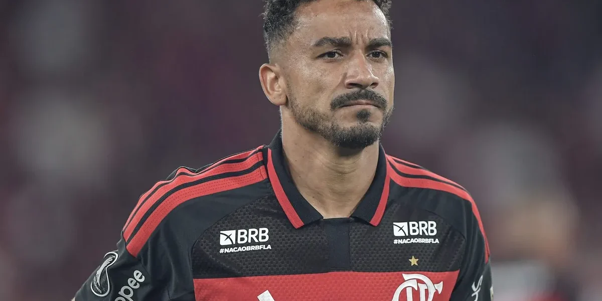 Danilo rasga elogios ao Flamengo: ‘Maior do Brasil com 50 milhões de torcedores’