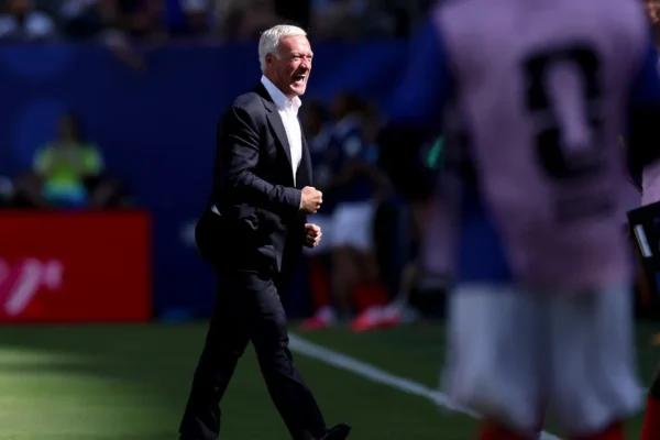 Deschamps acende alerta na França: ‘Iraque não é time pequeno’