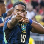 Endrick quebra muro clubista e se torna titular indiscutível da Seleção