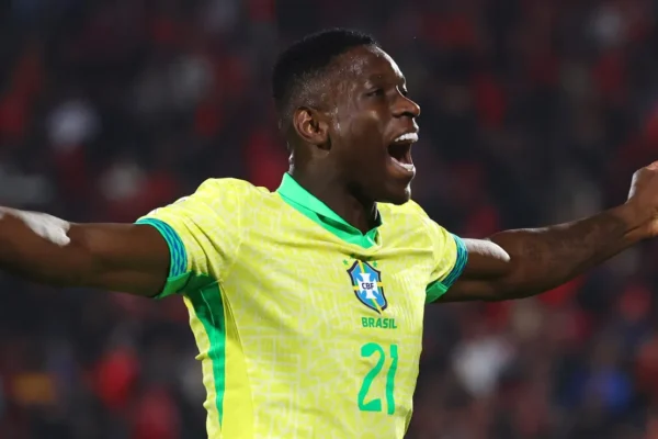 Luiz Henrique explode na web: ‘Não pode ser banco de Vini Jr’ após Brasil vencer Egito