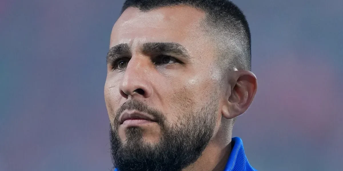 Junior Alonso sai no intervalo e Atlético-MG fica de olho no desempenho