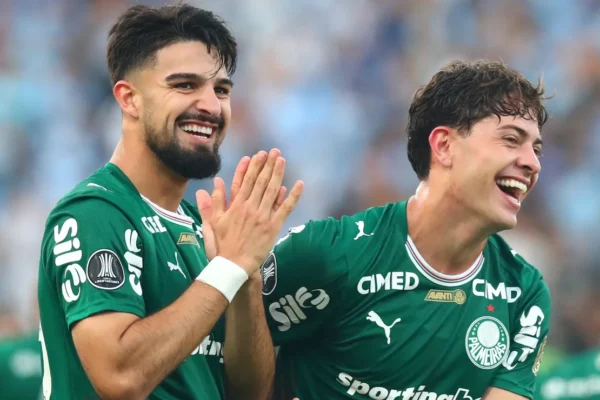 Palmeiras brilha na Argentina: Flaco López e Giay arrancam elogios em amistoso