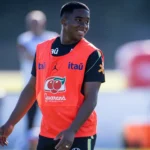 Por que Endrick perde espaço para Matheus Cunha e Igor Thiago na Seleção