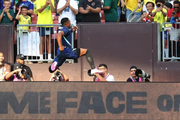Ancelotti rasga elogios a Endrick e comenta lesão de Wesley após vitória do Brasil