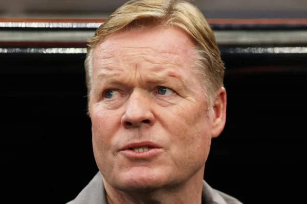 Koeman mantém Memphis no banco: Holanda repete time contra Suécia