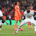 Brilho de Bono e emoção pura: Marrocos elimina Holanda nos pênaltis em duelo épico
