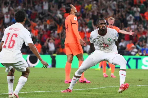 Brilho de Bono e emoção pura: Marrocos elimina Holanda nos pênaltis em duelo épico