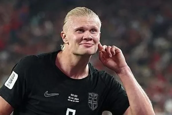Haaland destrói Senegal, Noruega avança e briga por artilharia com Messi